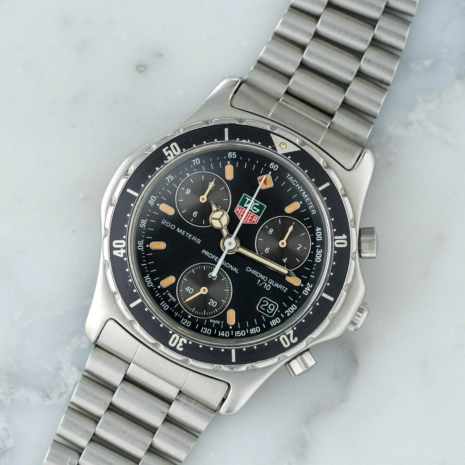タグホイヤー 2000 プロフェッショナル 570.206 クロノグラフ 1990年代