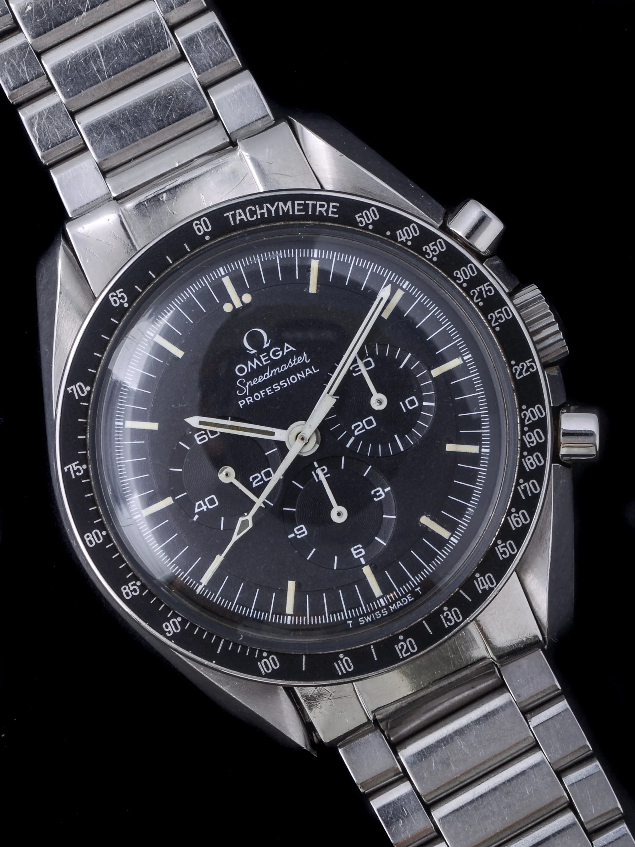 1972 OMEGA Speedmaster Professional 145.022-69 "Straight Writing"