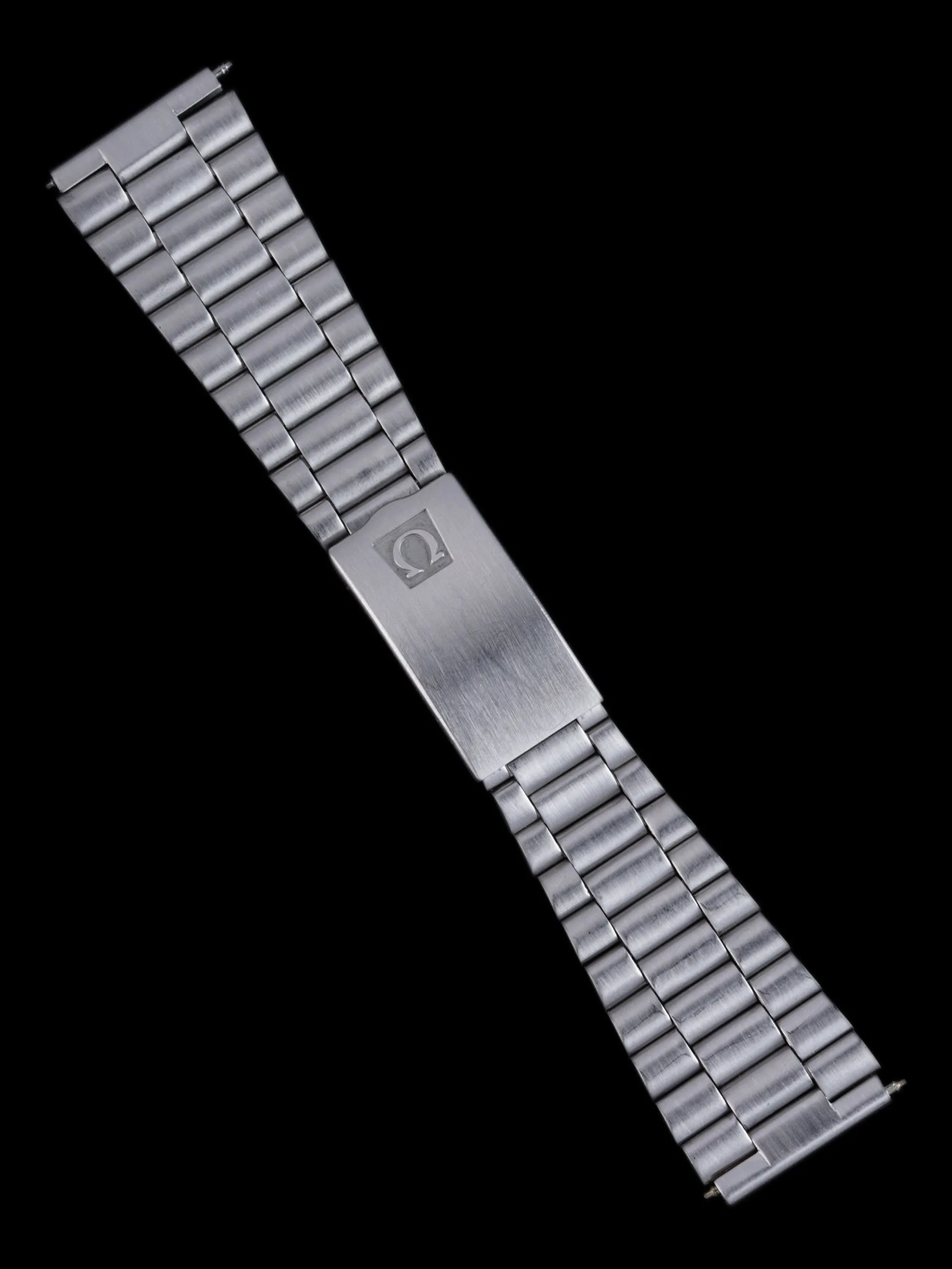 1977 OMEGA Speedmaster (Ref. 176.002) "MARK III"