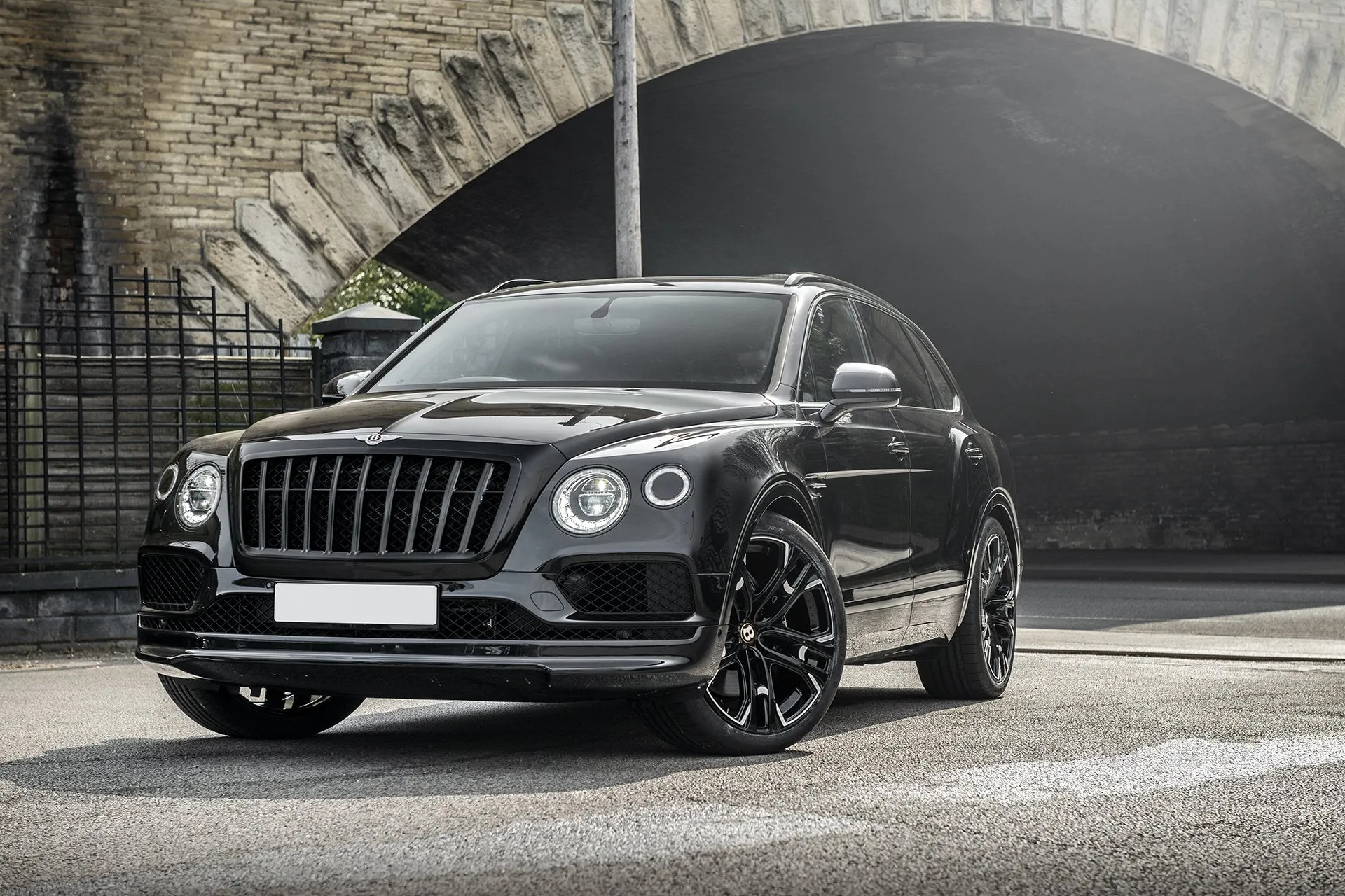 Bentley Bentayga (2016-2020) Exposed Carbon Body Kit