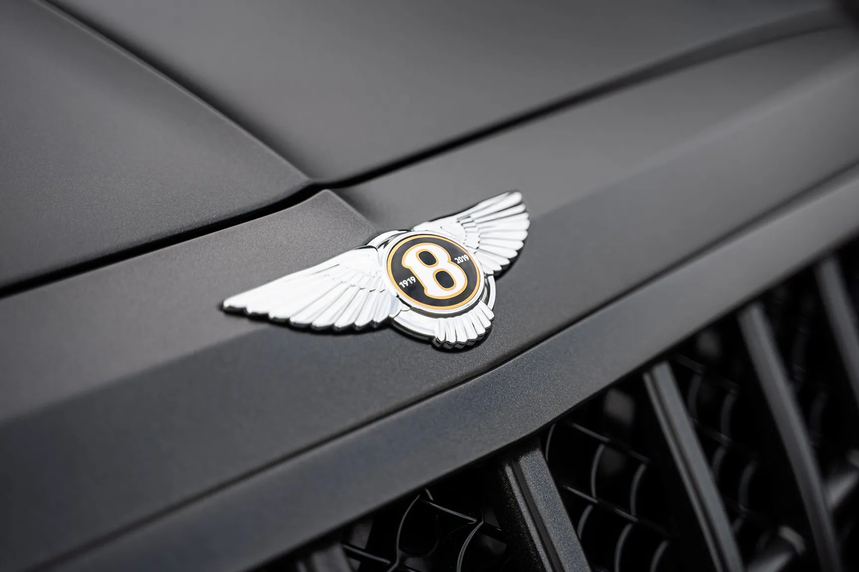 Bentley Bentayga (2016-2020) Exposed Carbon Body Kit
