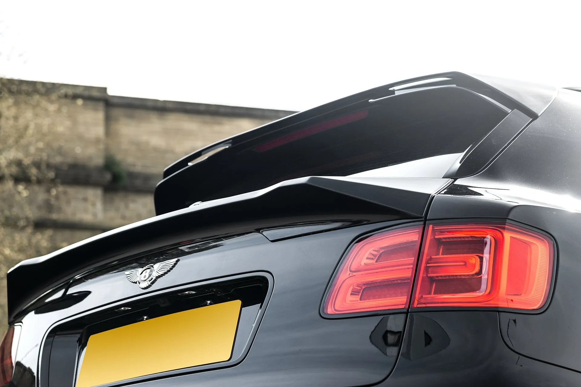 Bentley Bentayga (2016-2020) Exposed Carbon Body Kit