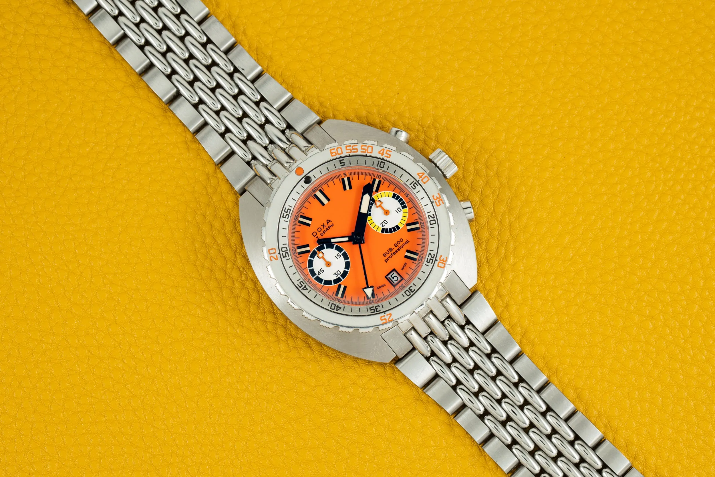 DOXA Sub 200 T.Graph Reissue