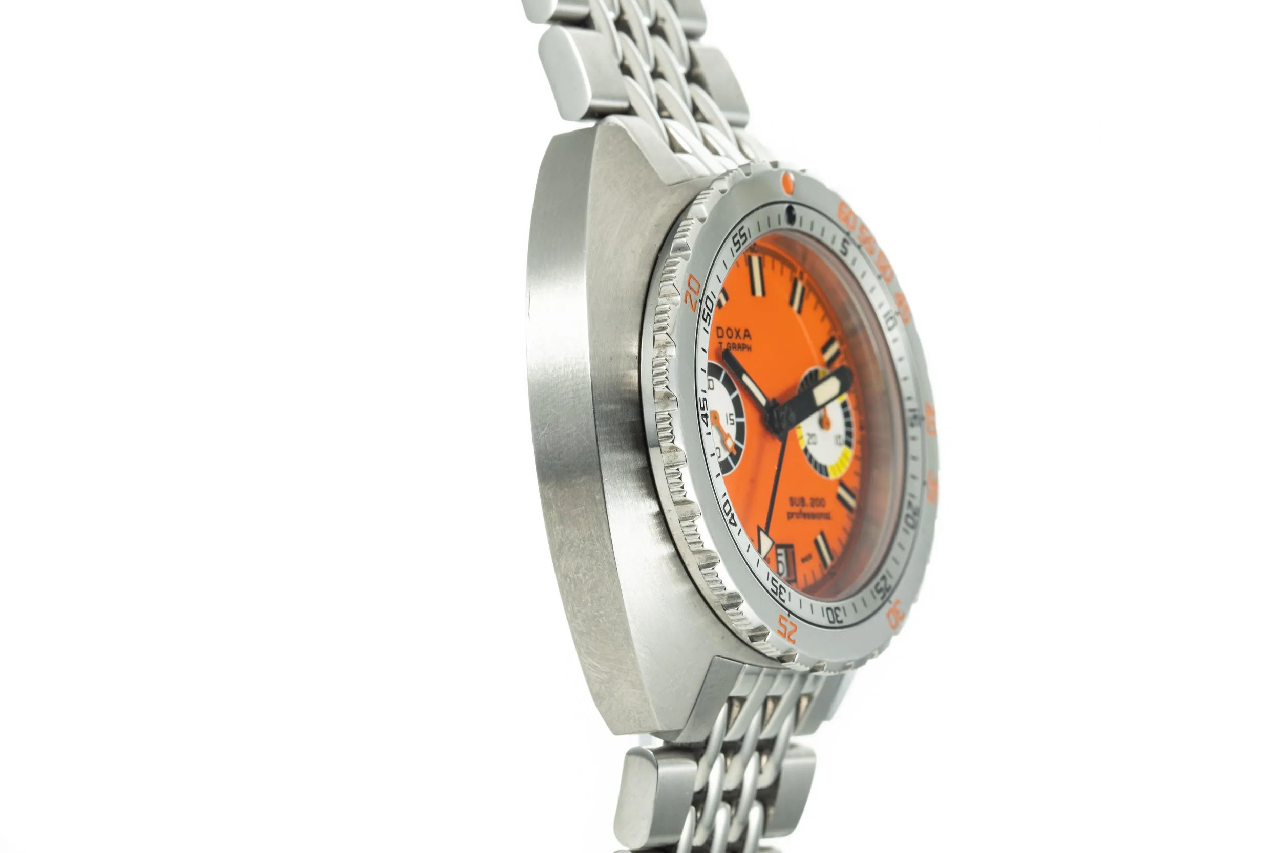 DOXA Sub 200 T.Graph Reissue