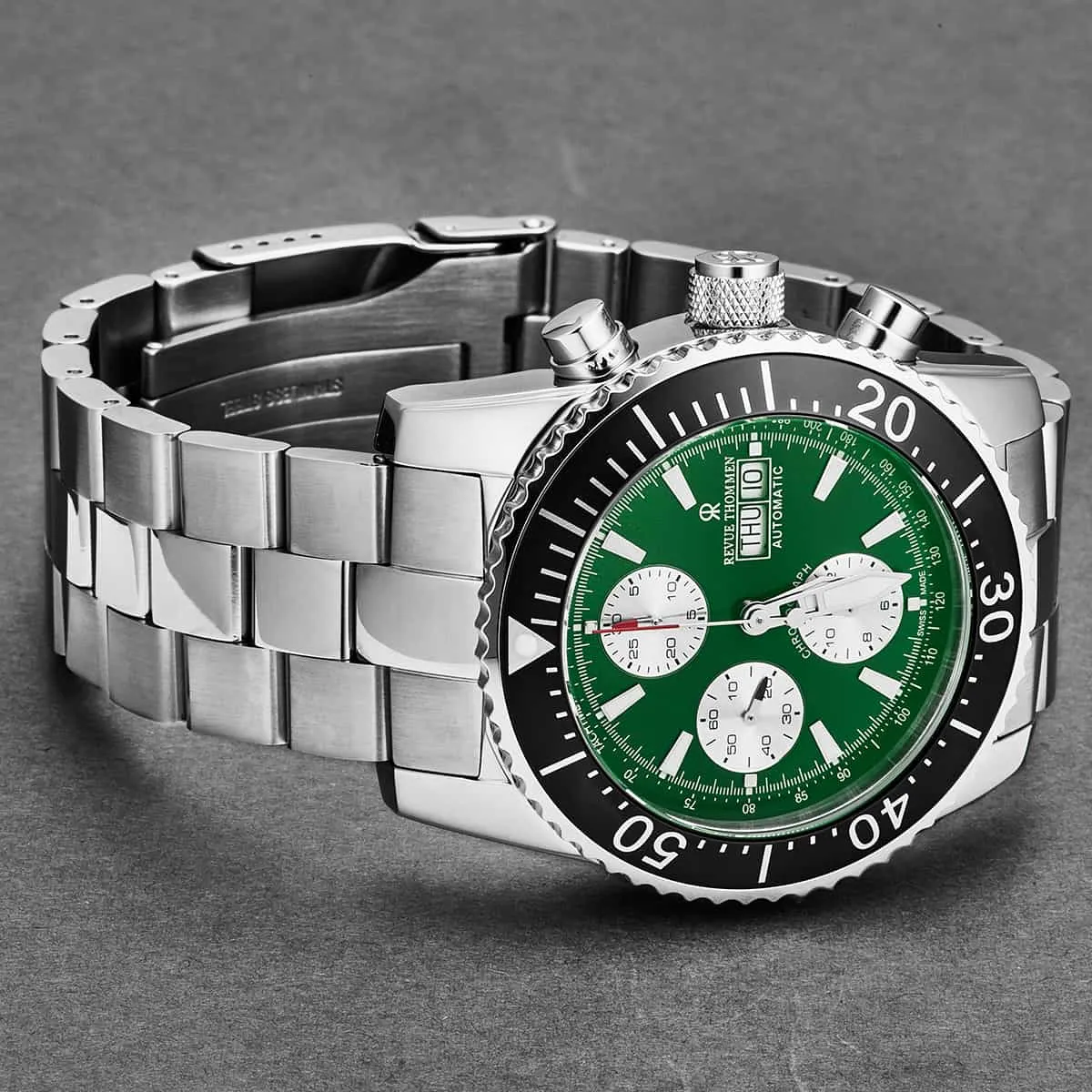 Revue Thommen Men's 17030.6121 'Divers' Green Dial Day-Date Chronograph Automatic Watch