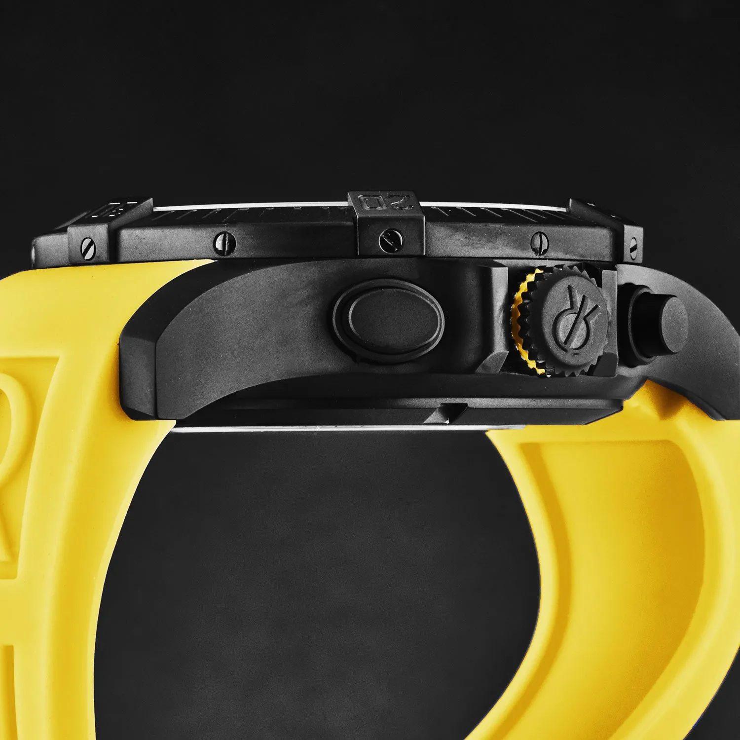 Revue Thommen Men's 'Air speed' Black Dial Yellow Rubber Strap Automatic Watch 16071.6678