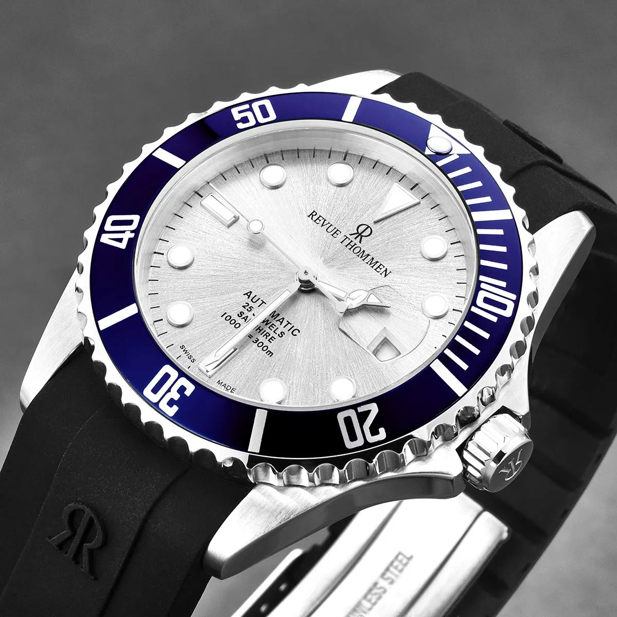 Revue Thommen Men's 'Diver' Silver Dial Rubber Strap Swiss Automatic Watch  17571.2825