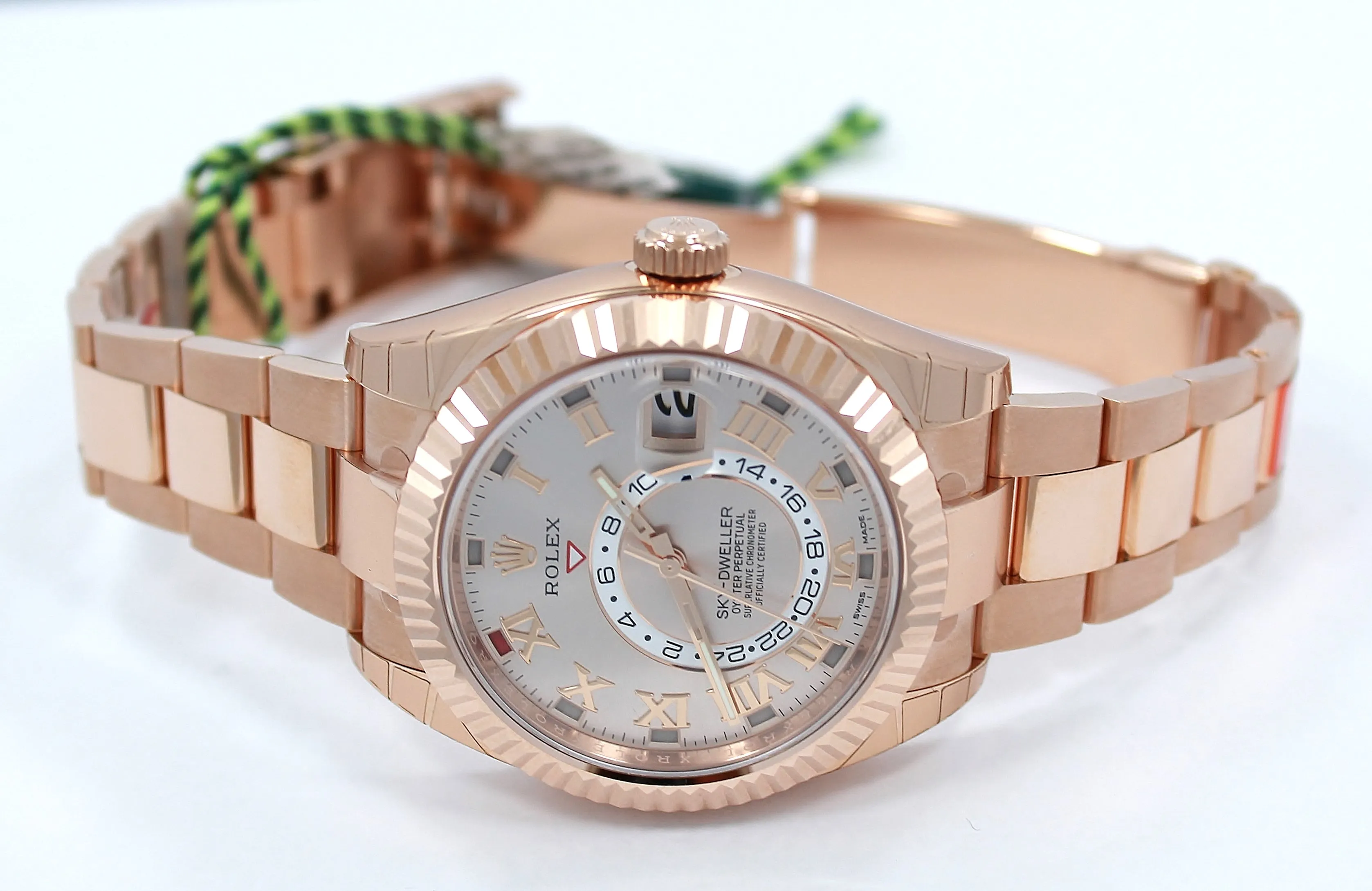 Rolex Sky-Dweller 18K Rose Gold 326935
