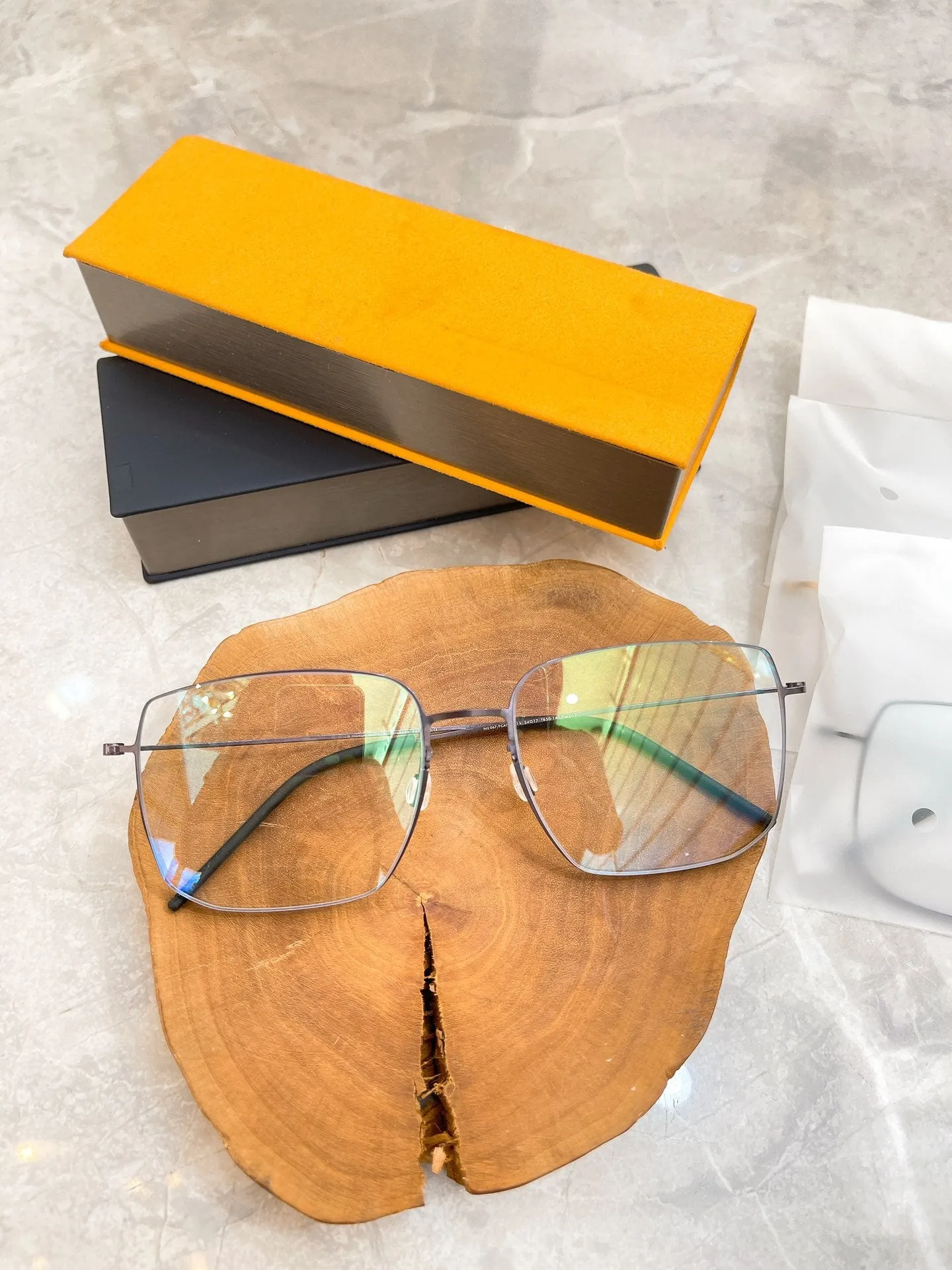 Top Quality Designer Brand Glasses Frame Titanium Ultralight Prescription Glasses  Myopia Eyeglasses Frames for men  LB5511