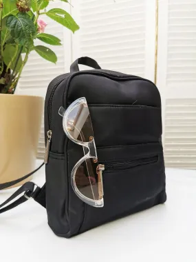Vintage 90s minimalist black square backpack