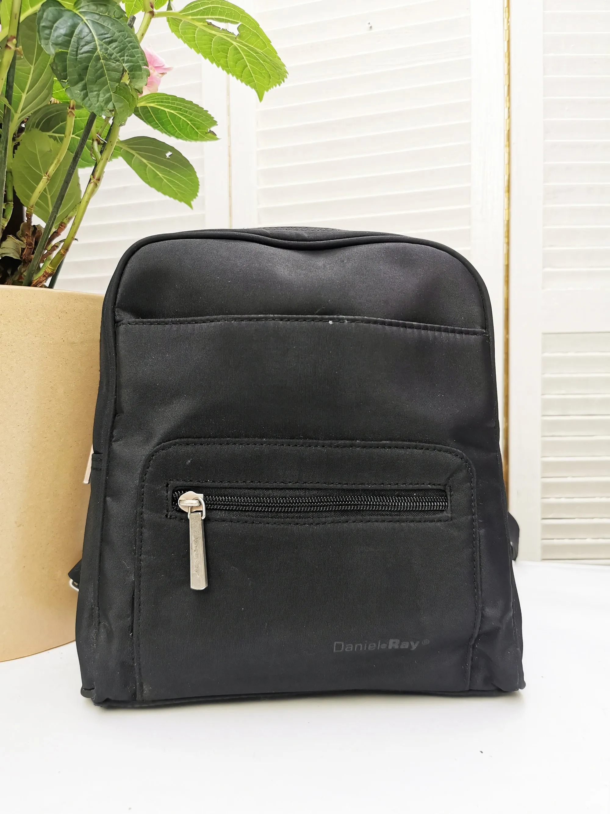 Vintage 90s minimalist black square backpack