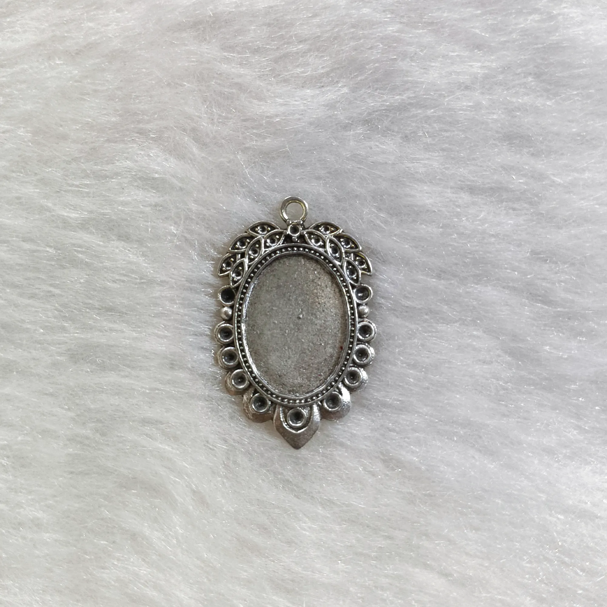 Vintage  Bezels - #1